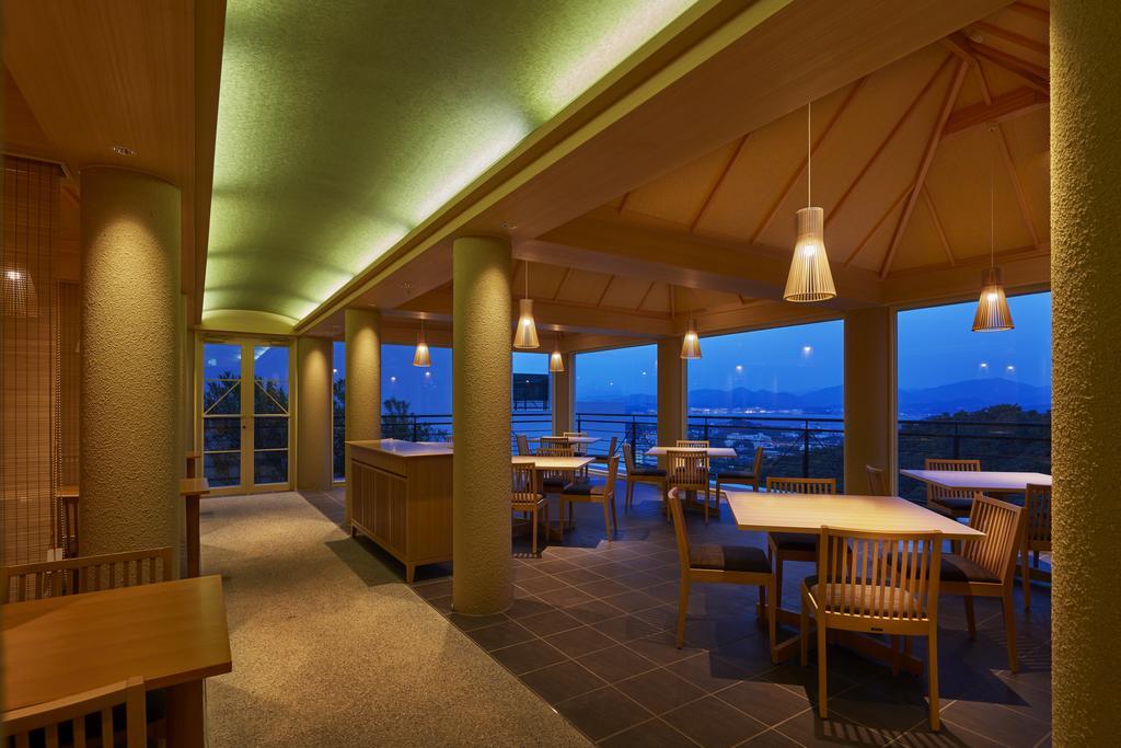 Infinito Hotel And Spa Сирахама Экстерьер фото